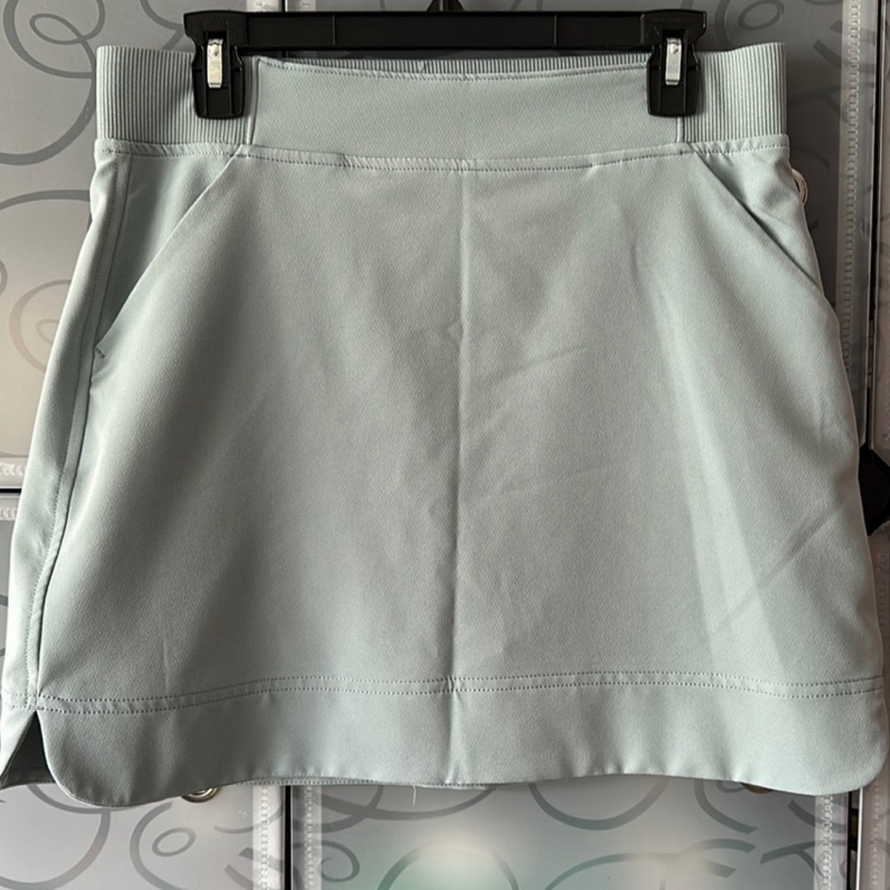 Small 32 Degrees Women Skorts